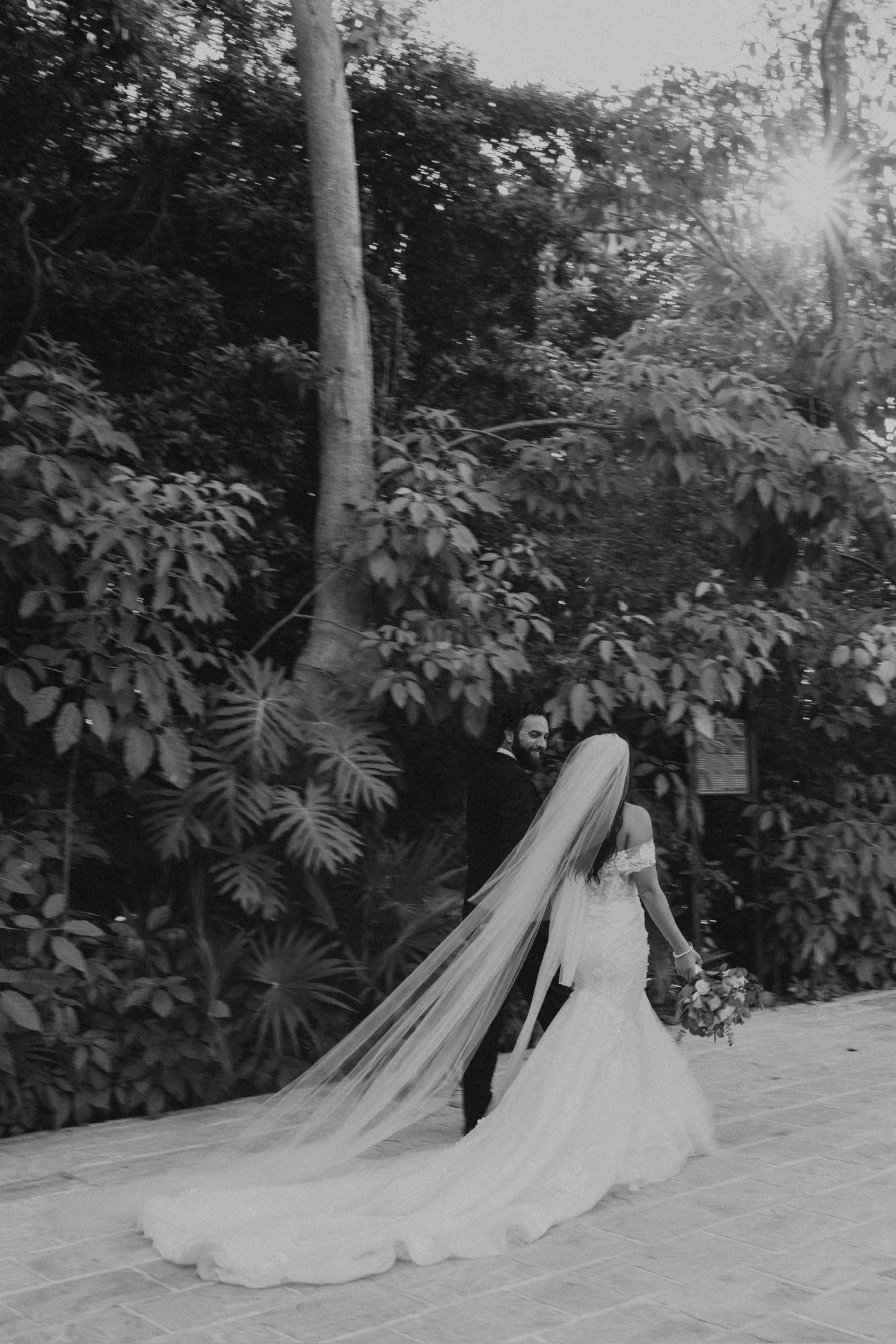 Ana Scaparone - Destination Wedding Photographer