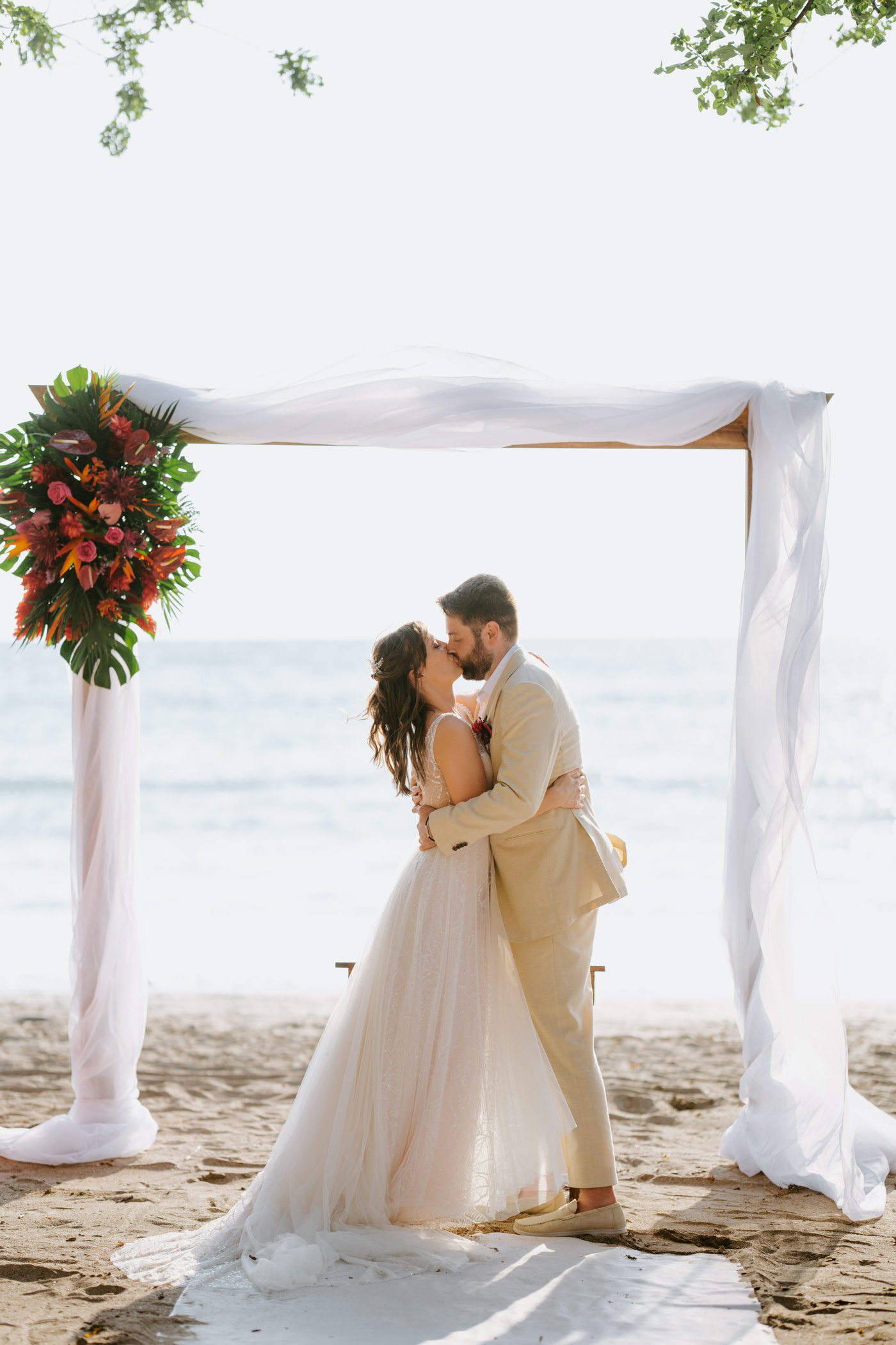 Outdoor wedding ceremony on Arboleda Beach at Dreams Las Mareas