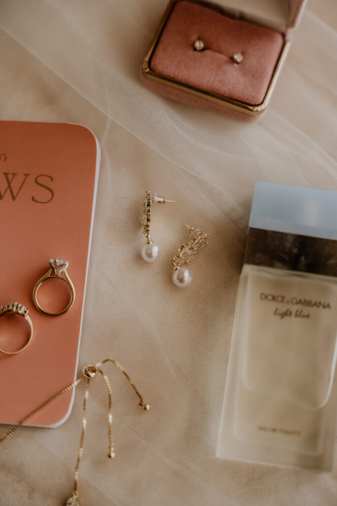 Grand Fiesta Americana Los Cabos wedding vows book and jewelry