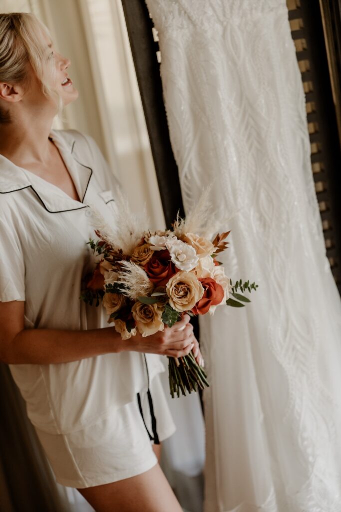 Grand Fiesta Americana Los Cabos bride with wedding dress